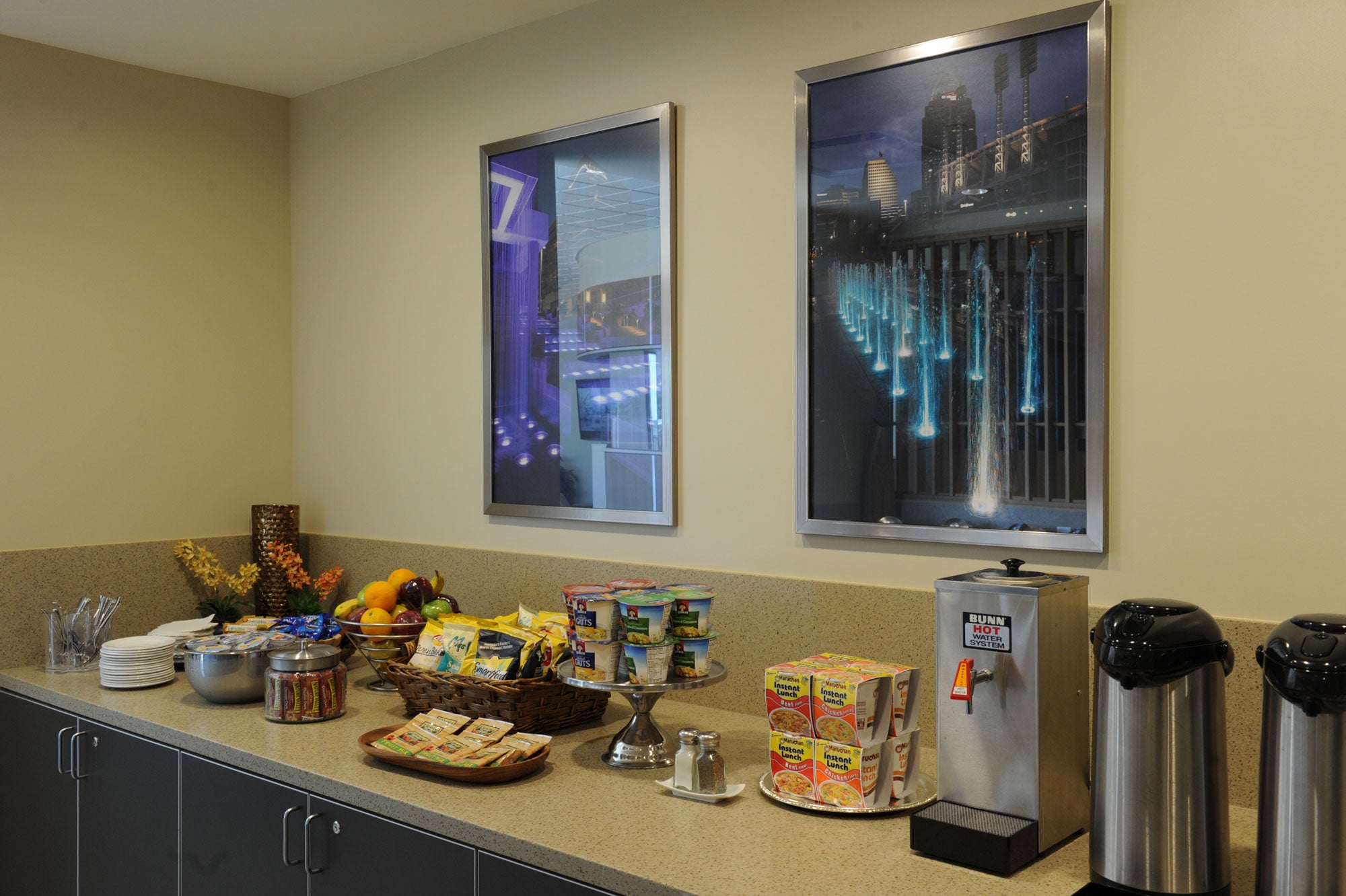 The Club CVG, Concourse A